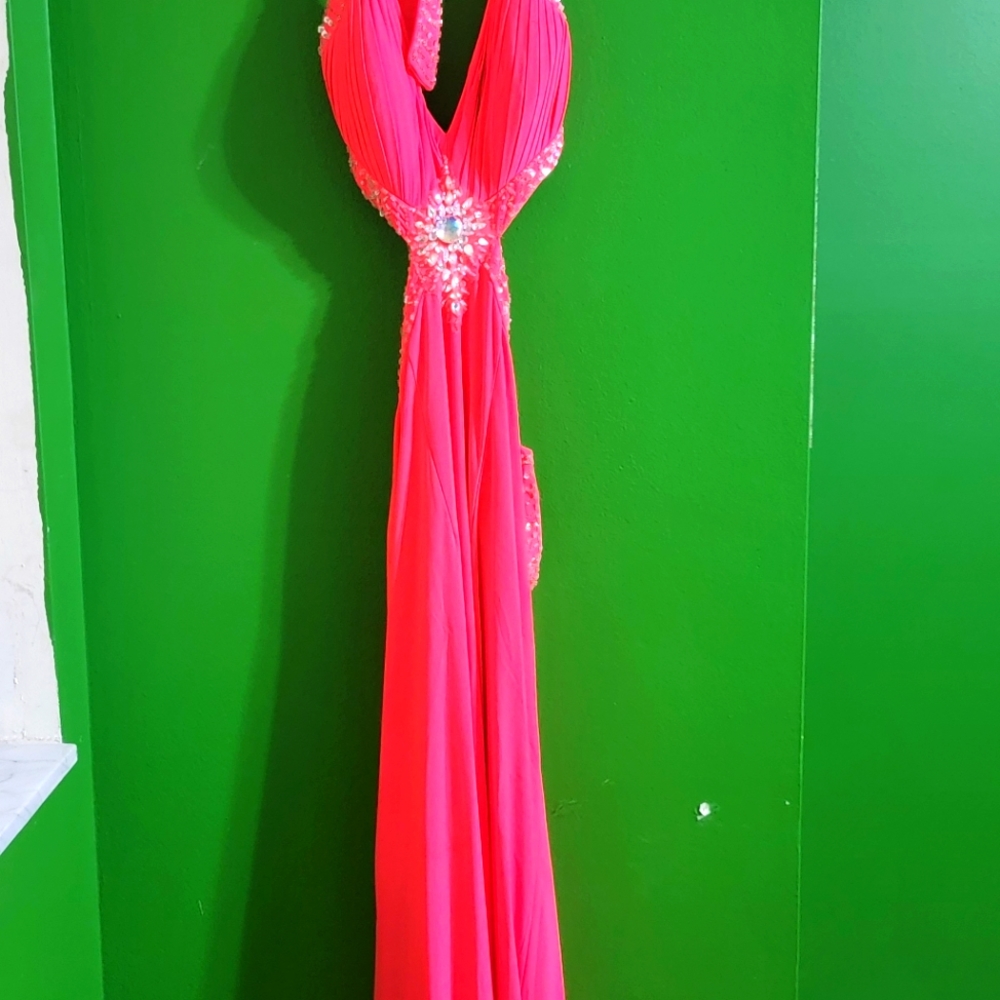 Stunning hot pink prom bridesmaid dress from Cachet - Picture 2 of 10